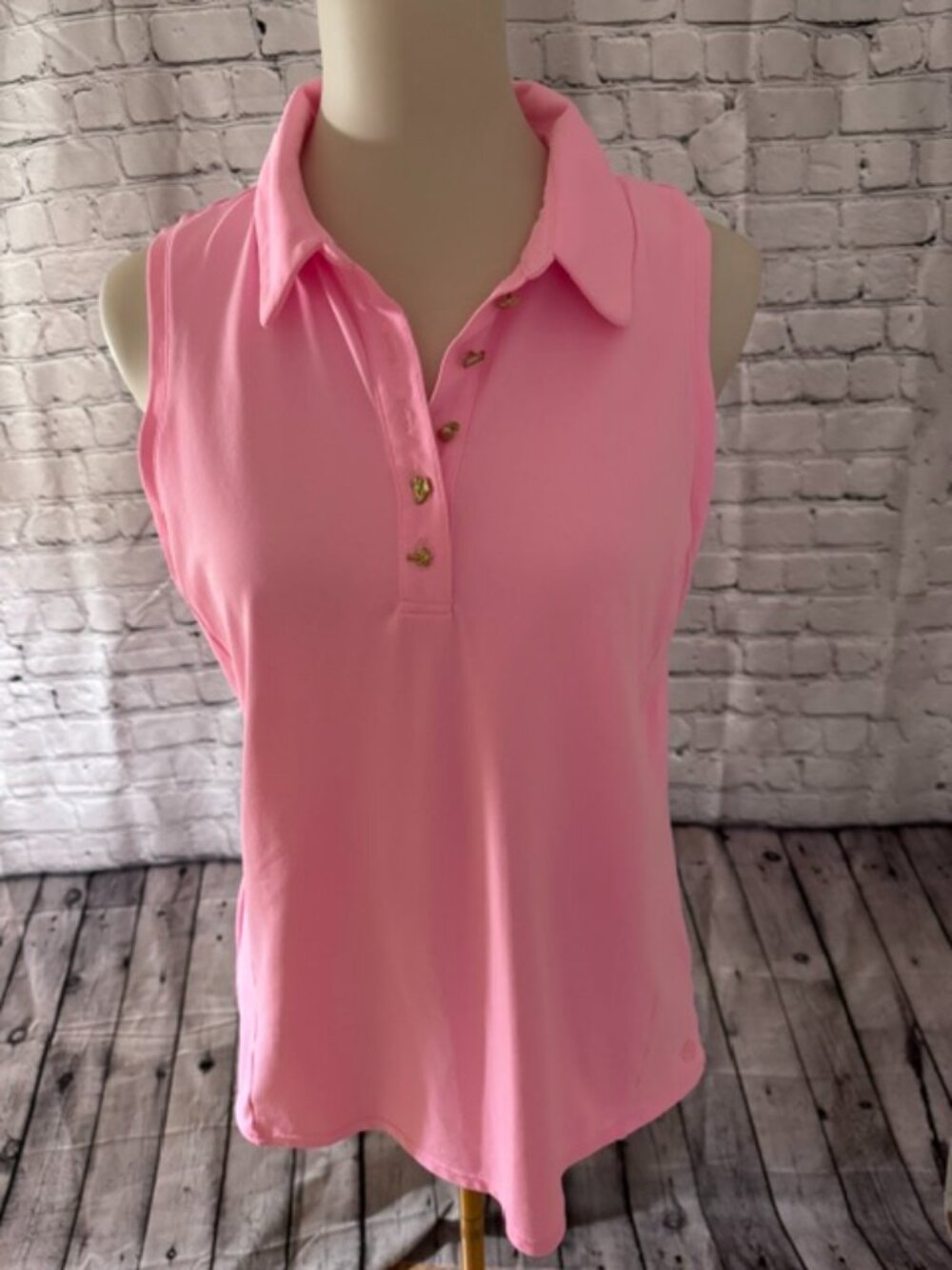 Lilly Pulitzer Luxletic Imara Sleeveless Golf Polo Pink Large Novelty Buttons
